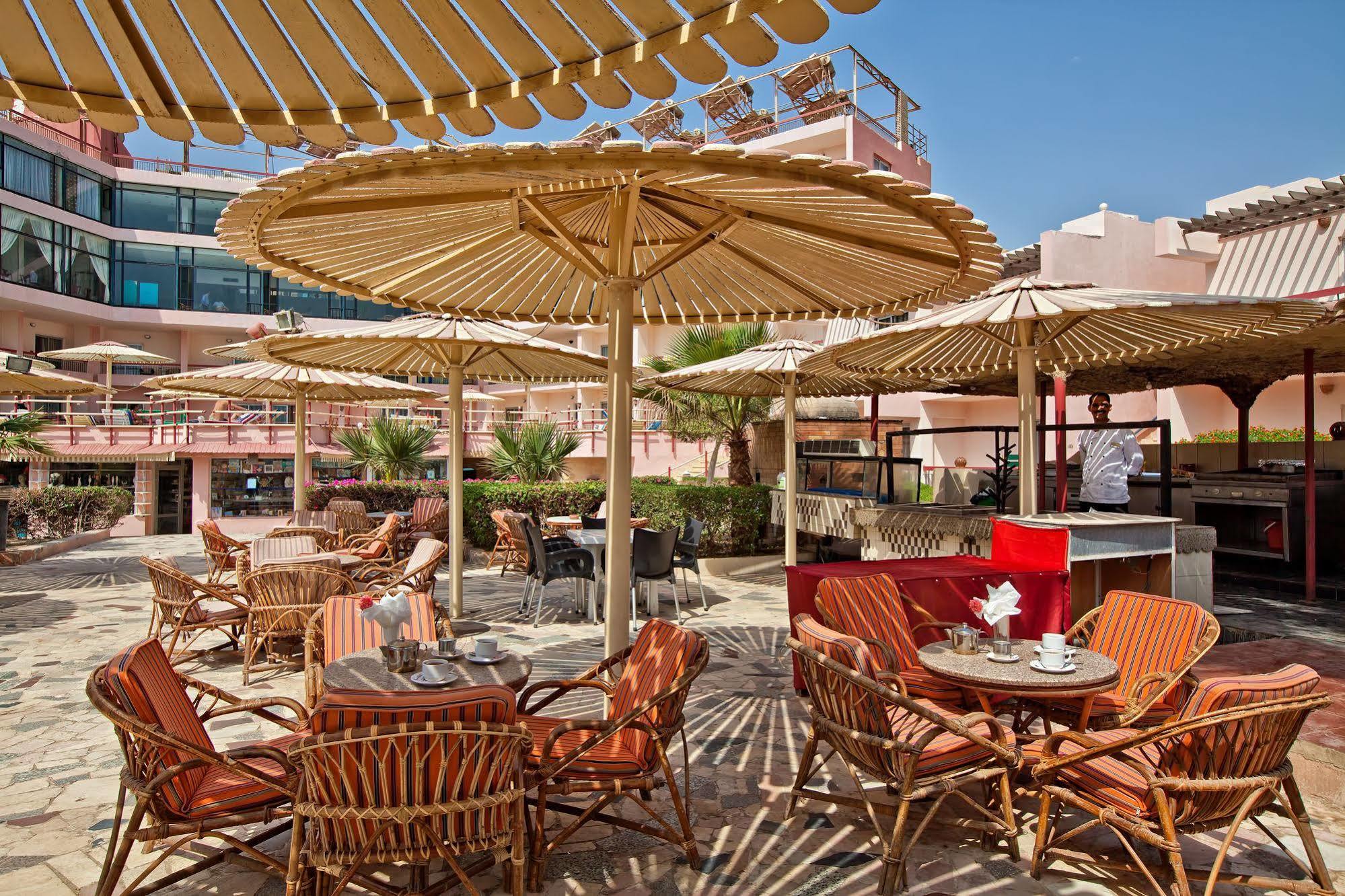 Beirut Hotel Hurghada Esterno foto