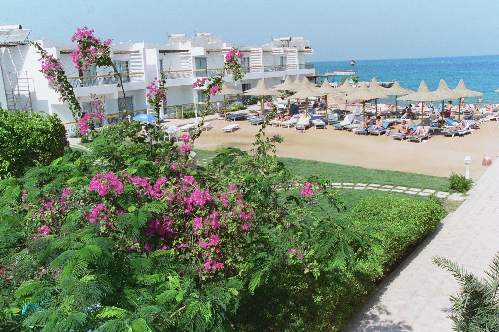 Beirut Hotel Hurghada Esterno foto