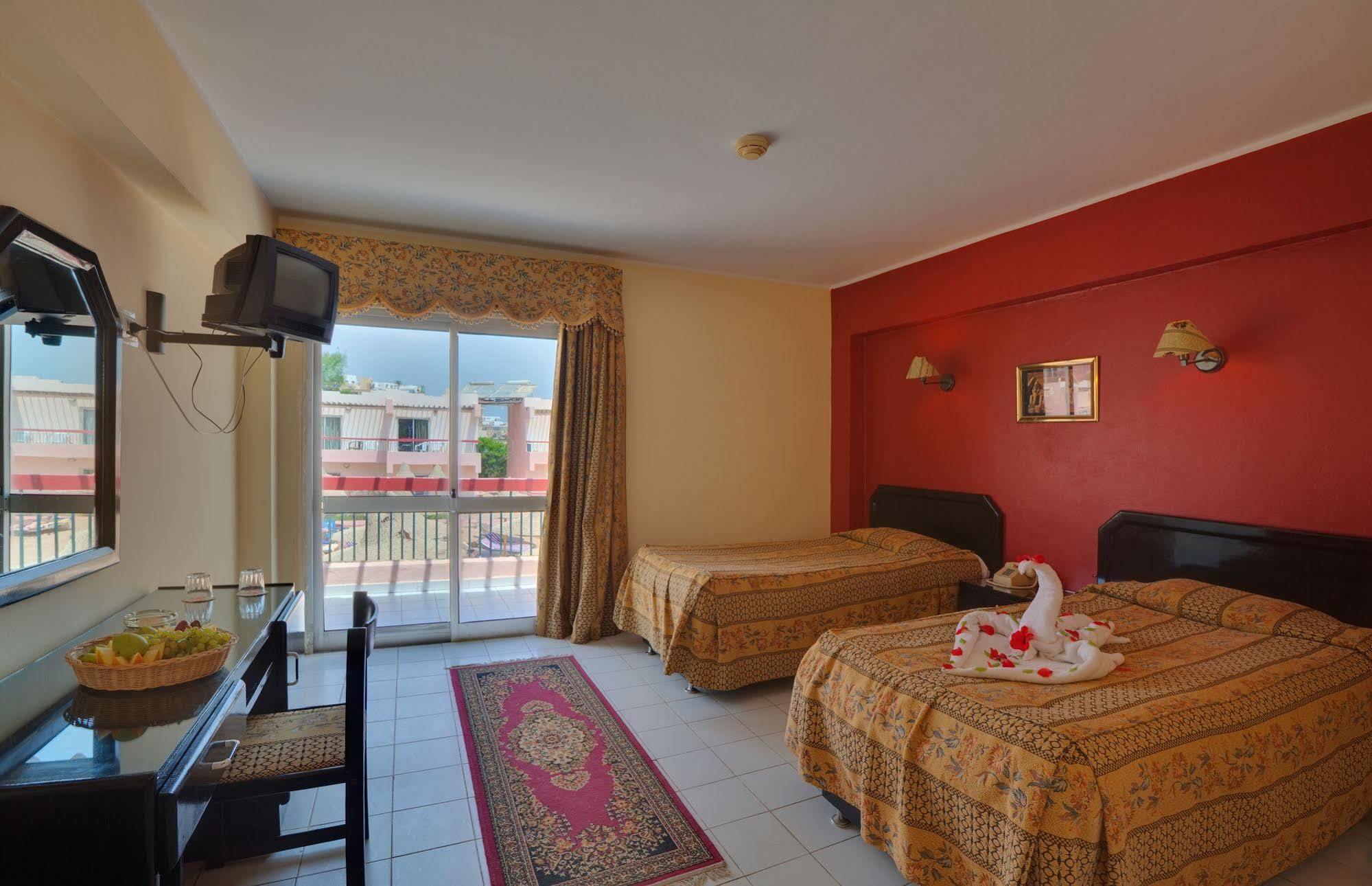 Beirut Hotel Hurghada Esterno foto